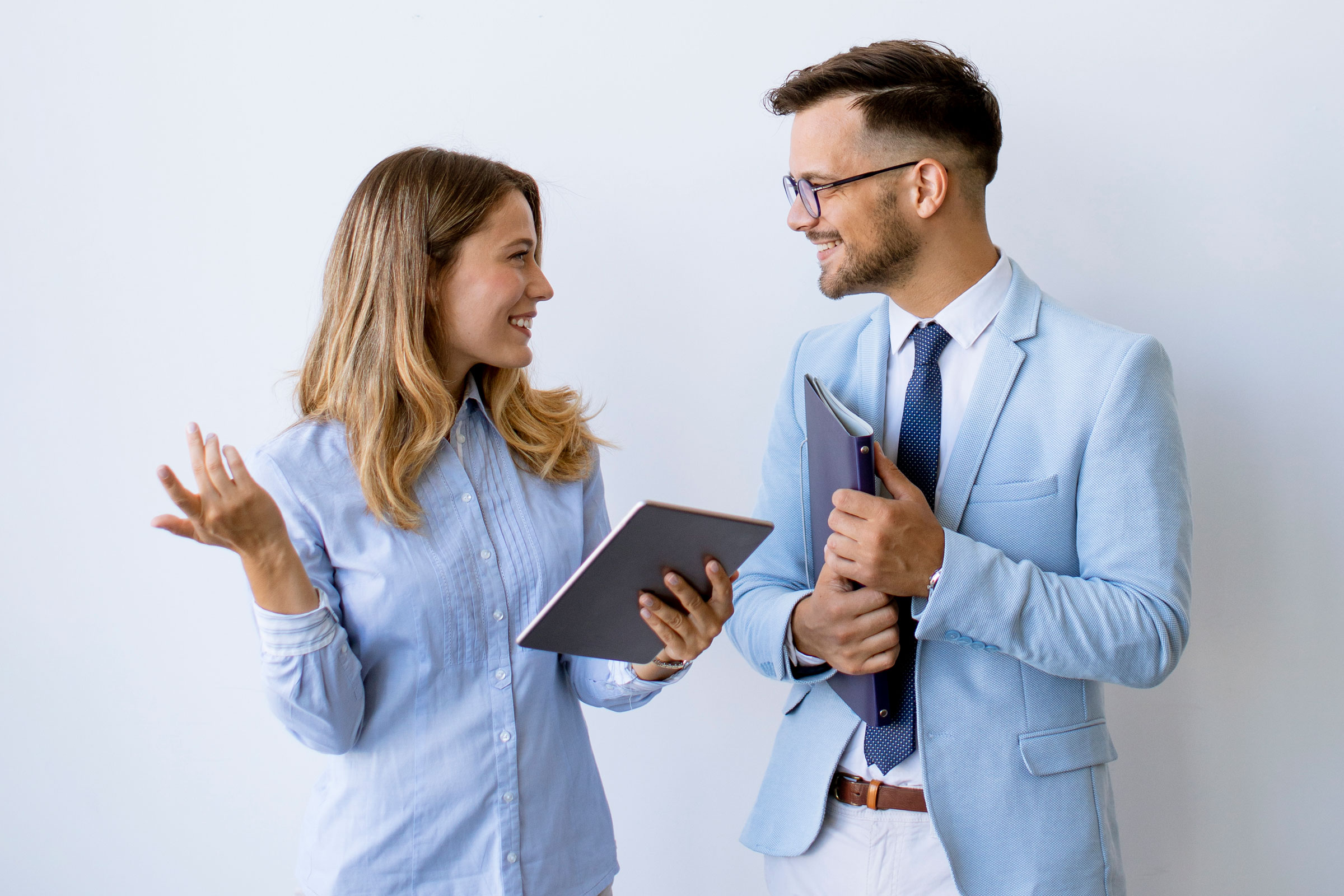 ¿Te cuesta dar retroalimentación? Prueba estos 6 métodos y transforma tus conversaciones