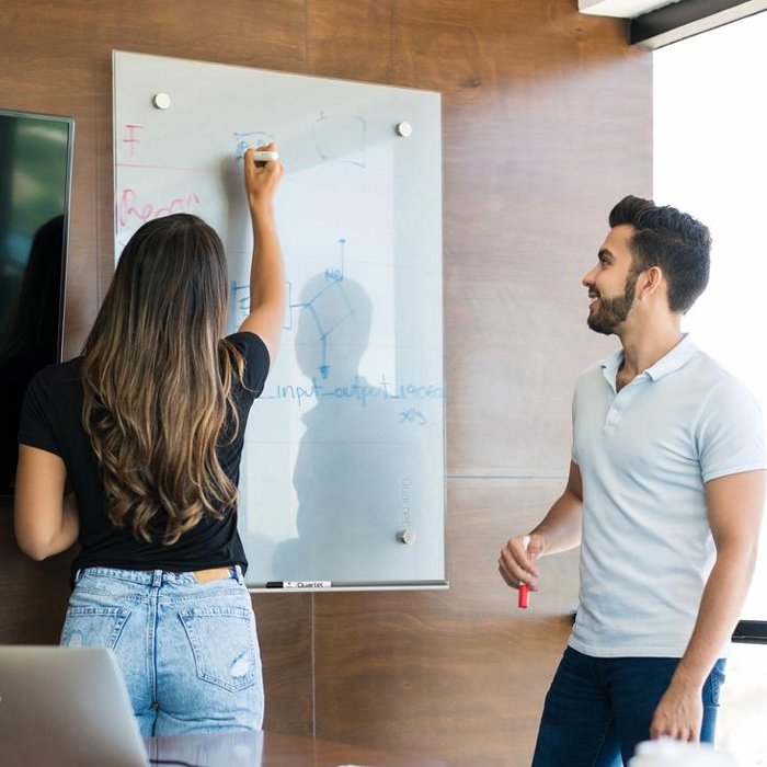 Tu espacio, tu estilo: ¿cómo usar pizarrones para estudiar mejor?